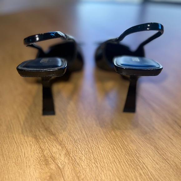 NWOT Zara Glossy Black Patent Pointed Slingback Kitten Heels - Picture 7 of 9